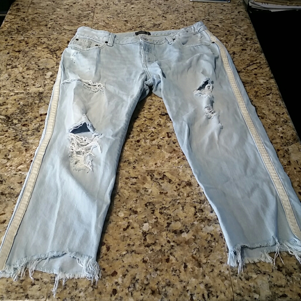 Abercrombie & Fitch Ames low rise slim boyfriend